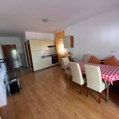 Renic Apartments Nin Exterior foto