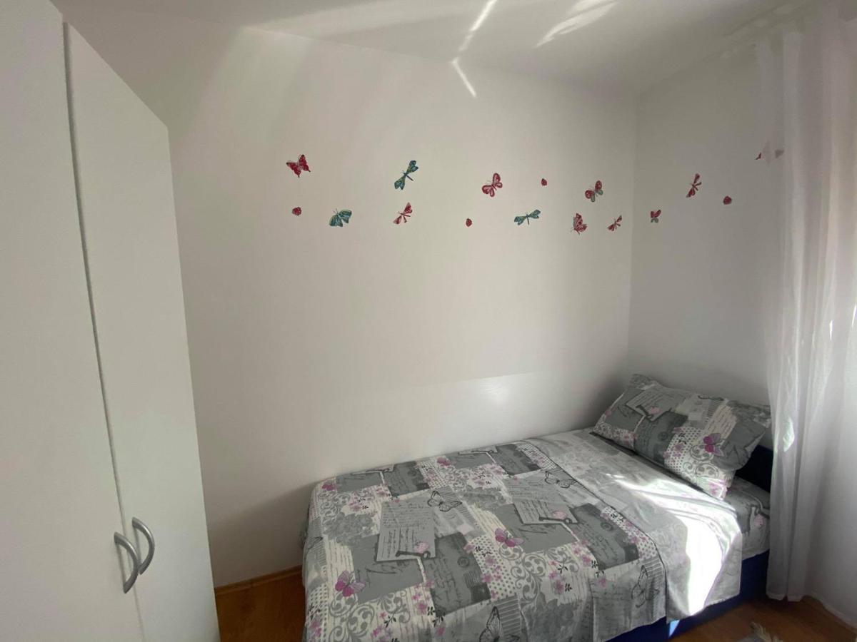 Renic Apartments Nin Exterior foto
