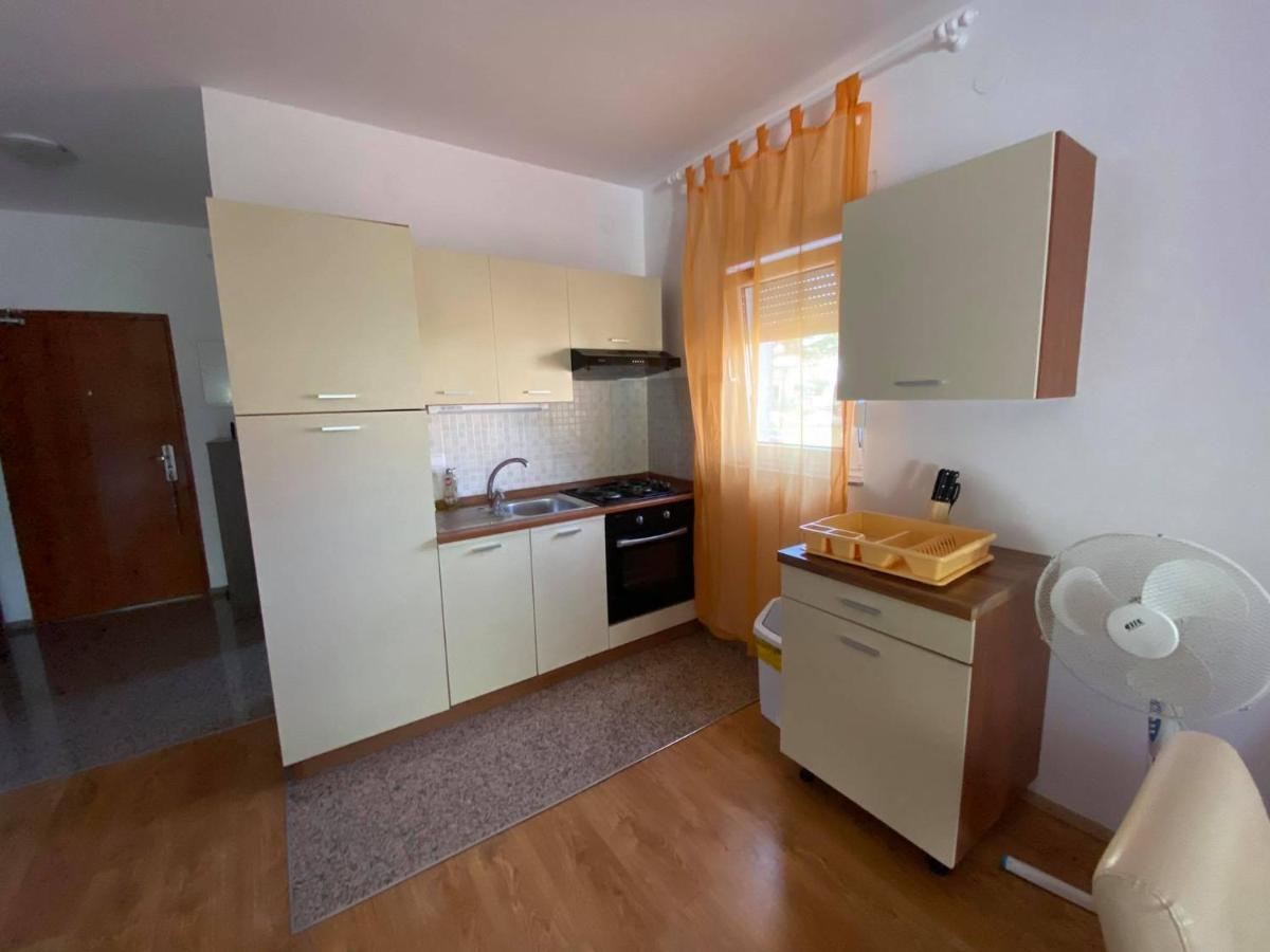 Renic Apartments Nin Exterior foto