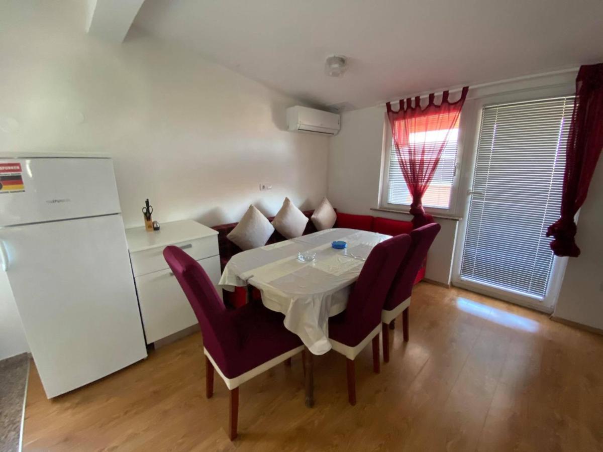 Renic Apartments Nin Exterior foto